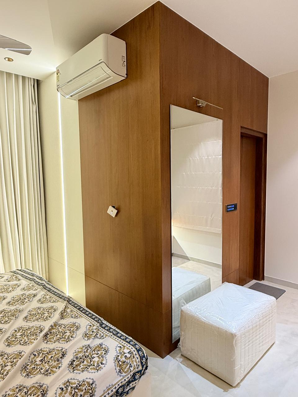 Guest bedroom
